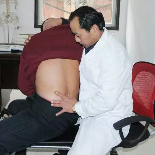 腰椎間盤突出